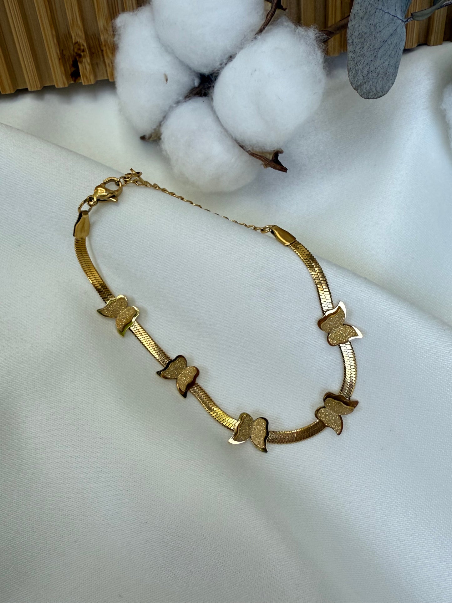 Işıltılı Minimal Kelebek Bileklik