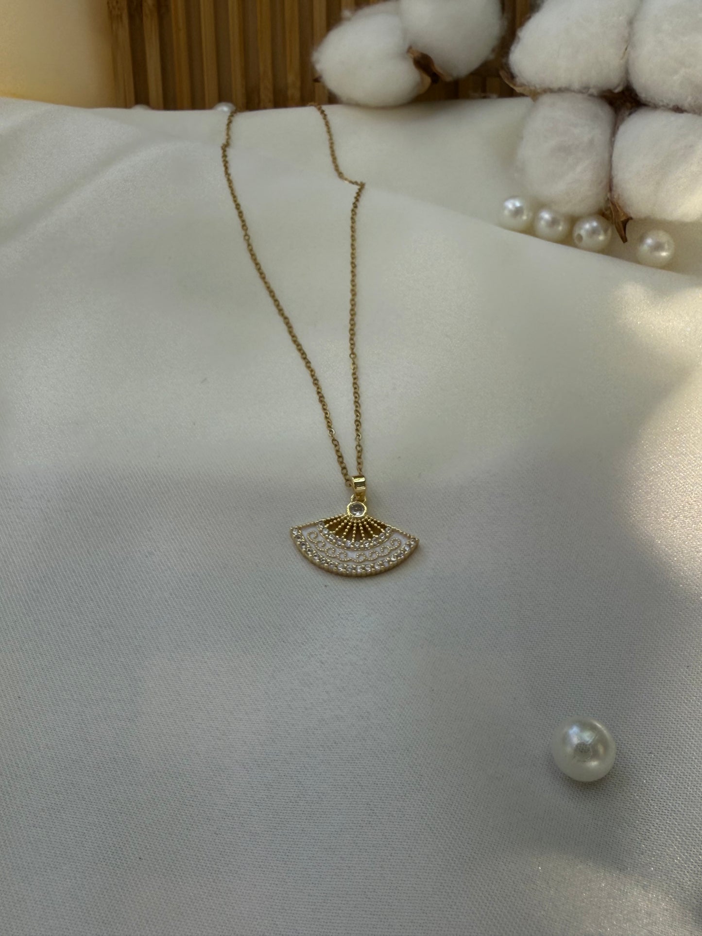 Vintage Stil Yelpaze Kolye
