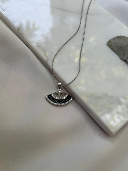 Vintage Stil Yelpaze Kolye
