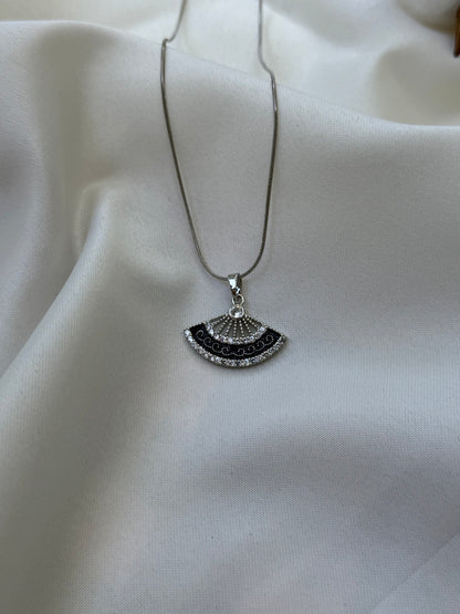 Vintage Stil Yelpaze Kolye
